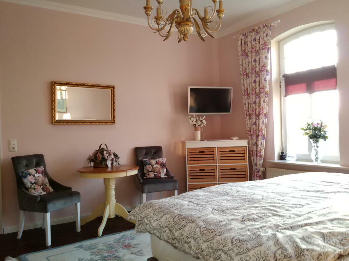 Villa Flora Friedrichstadt Esterno foto